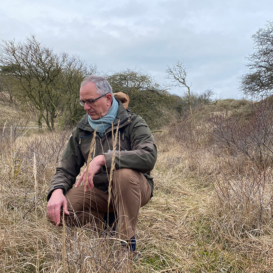 Harrie van der Hagen in de duinen