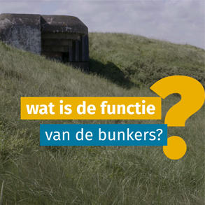 Vraag: wat is de functie van bunkers met op de achtergrond een bunker.