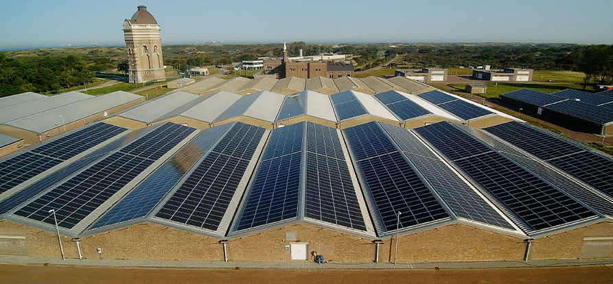 /-/media/images/nieuws/2023/circulairwest-mobiel-zonnepanelen-pss-drone1.ashx