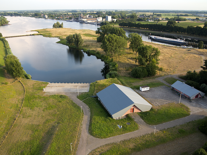 Afbeelding Afgedamde Maas Brakel
